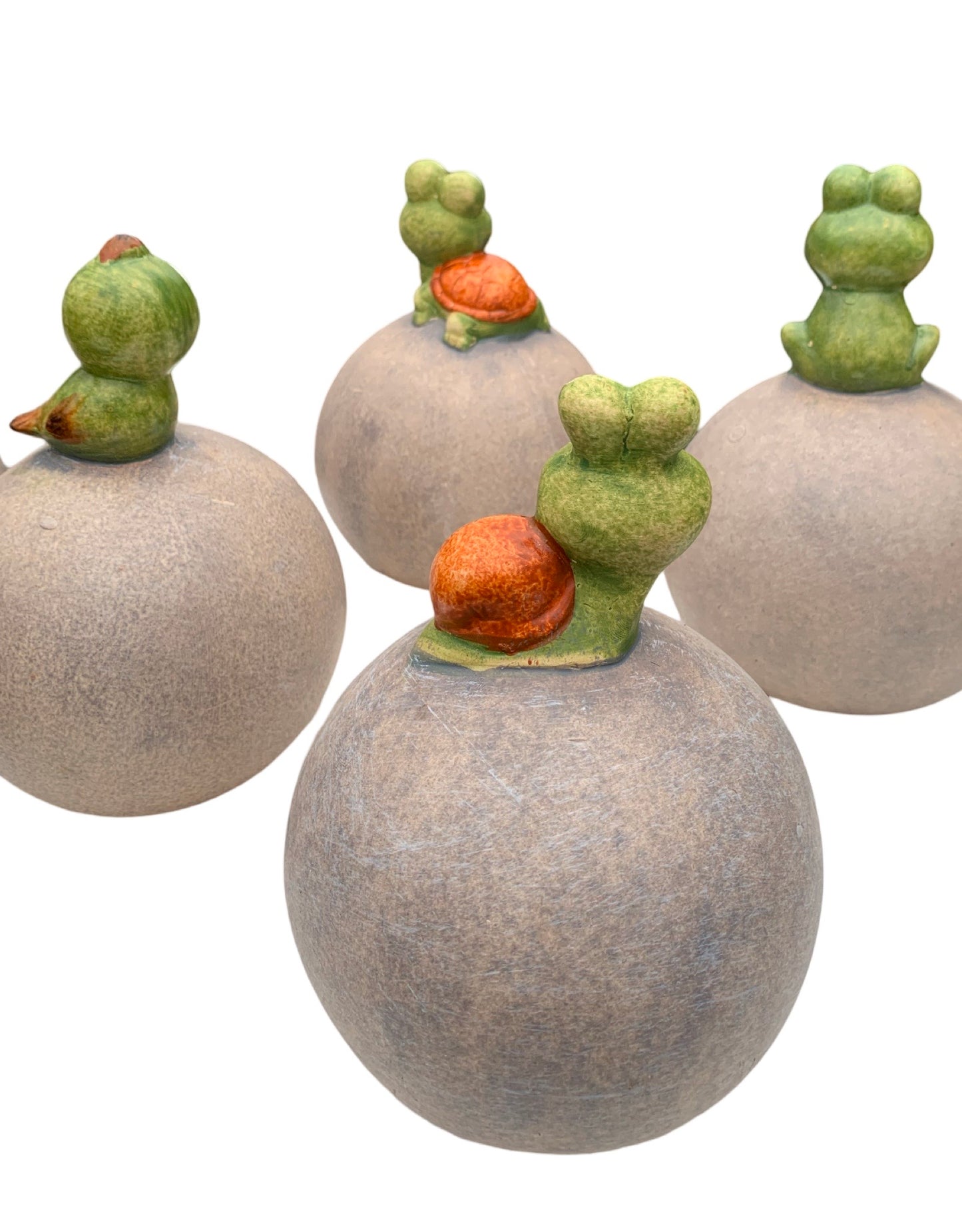 Googly Eyes Garden Ball - The Garden Corner