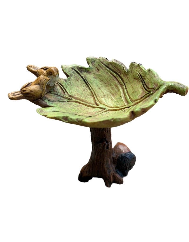 Fairy Leaf Bird Bath